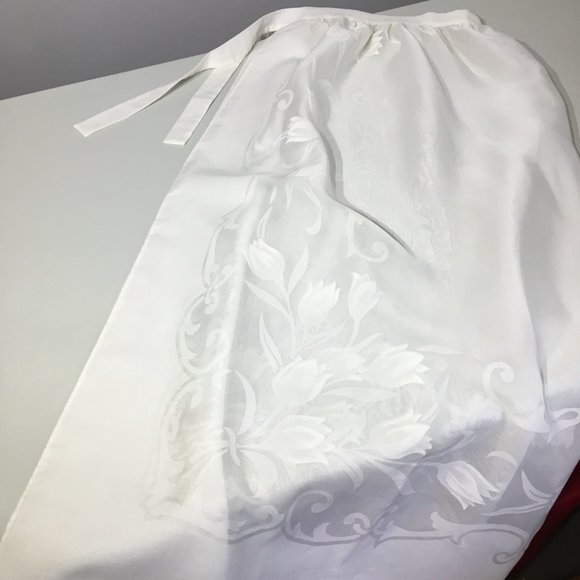 Vintage Long White Apron, Makylene Fabric Made in Spain, Cottagecore Pinafore - Picture 12 of 14